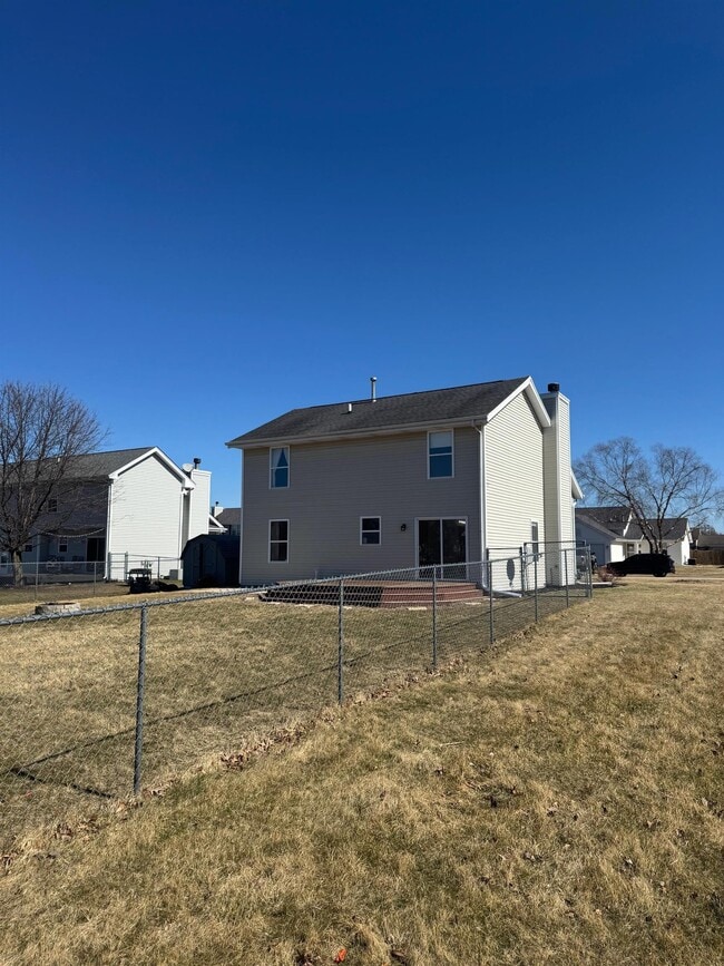 Building Photo - 836 Wingate Pl