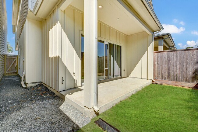 Building Photo - 1614 Northwood St