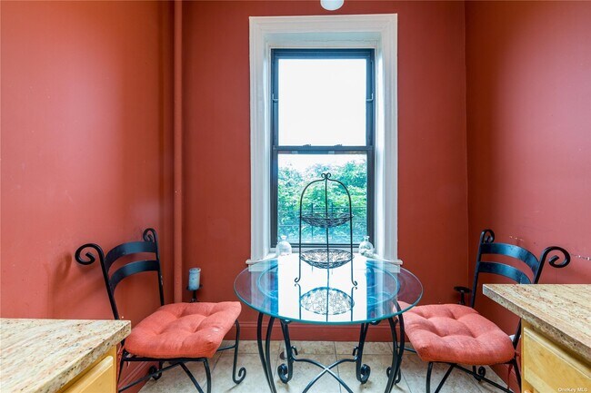 Building Photo - 83-15 116th St