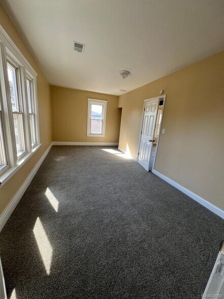 Building Photo - 4510 High St