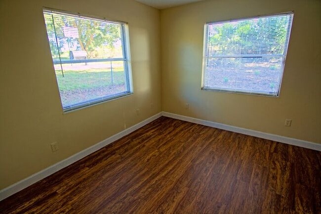 Building Photo - 2418 Mary Jewett Cir