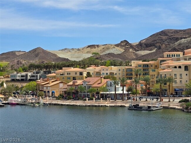 Building Photo - 9 Porto Malaga St