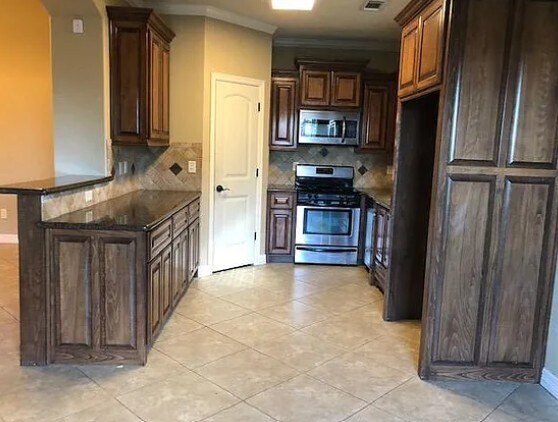 Building Photo - 118South