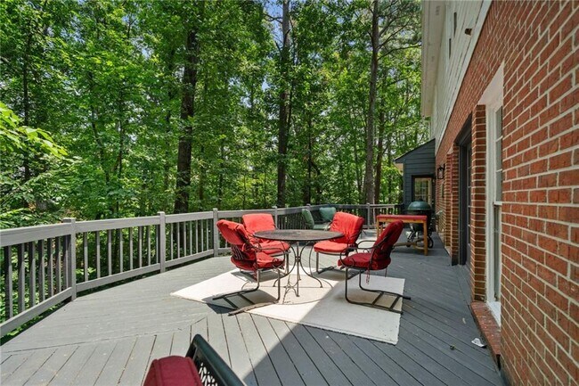 Building Photo - 80 Cliffcreek Trce NE