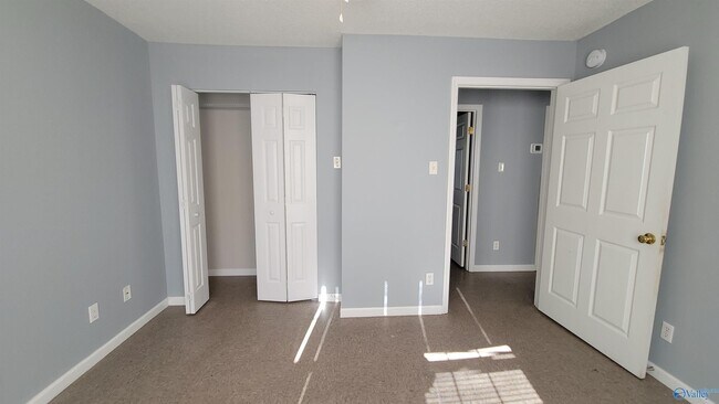 Building Photo - 6117 Melrose Rd NW