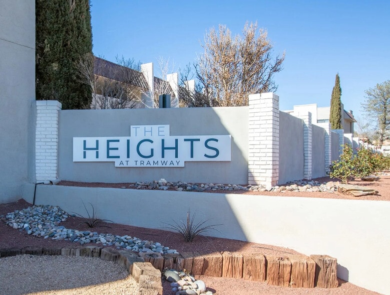 Primary Photo - The Heights at Tramway