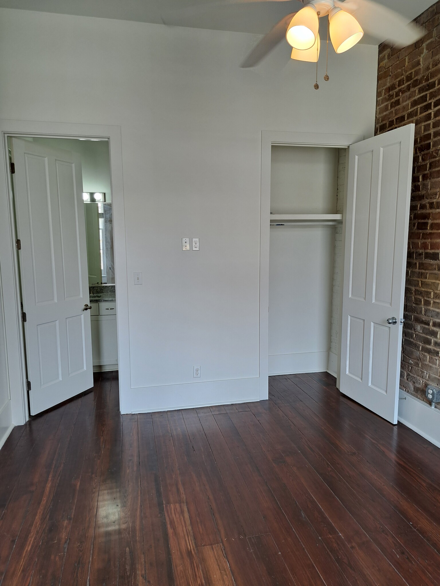 Building Photo - 206 Decatur St