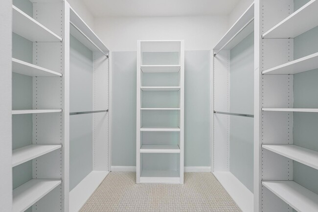 Building Photo - 136 Ashley Ct