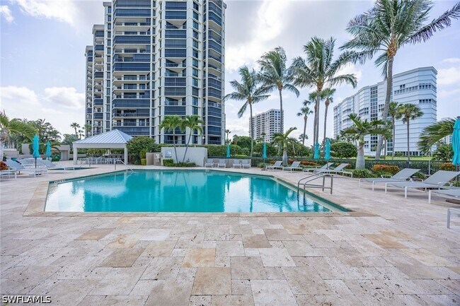 Building Photo - 4551 Gulf Shore Blvd N