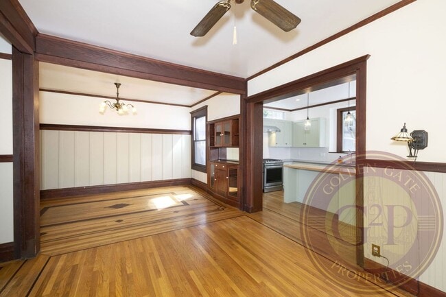 Building Photo - Potrero Hill - 3 BR, 2.5 BA House 1,388 Sq. Ft. - 3D Virtual Tour, Large Private Yard