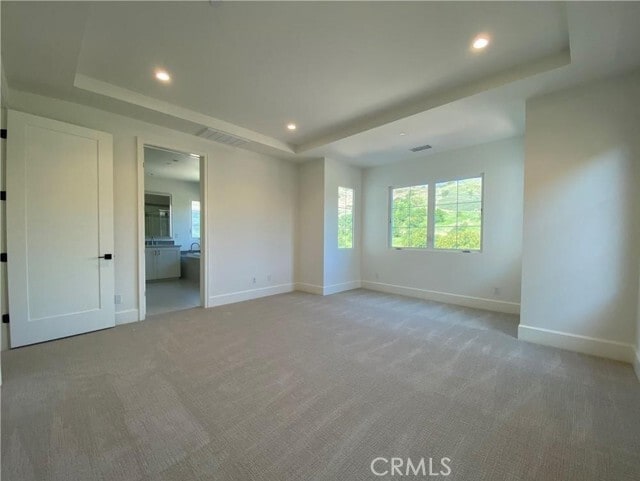 Building Photo - 148 Statura