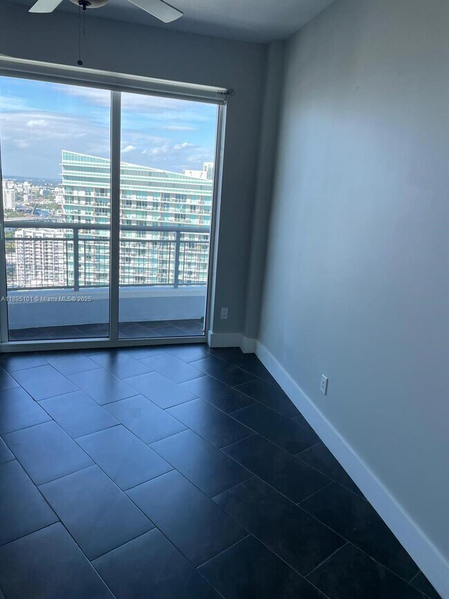 Building Photo - 60 SW 13th St