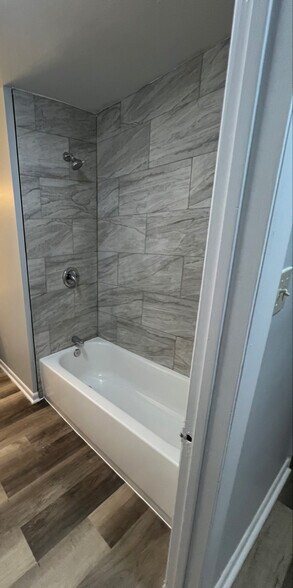 Building Photo - 601 Grant Rd