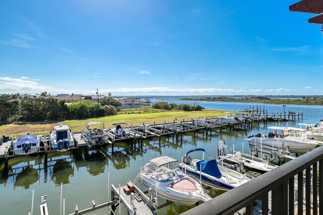 Building Photo - 120 Sunset Harbor Way