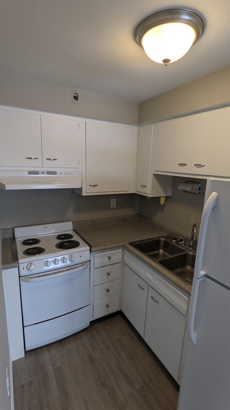 Building Photo - 3618 Robb Ave