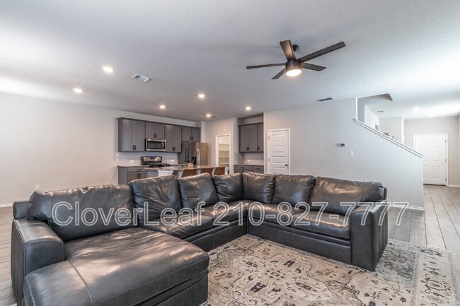 Building Photo - 266 Jaycen Ln
