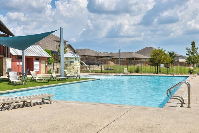 Building Photo - 371 Purple Martin Ave