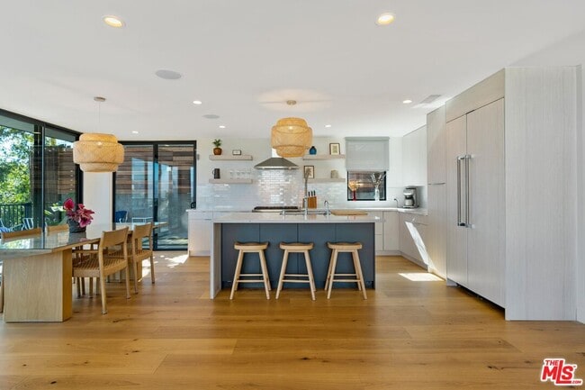 Building Photo - 3632 Beverly Ridge Dr