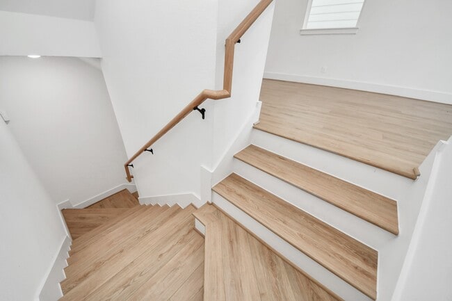 Building Photo - 4806 Cochran St