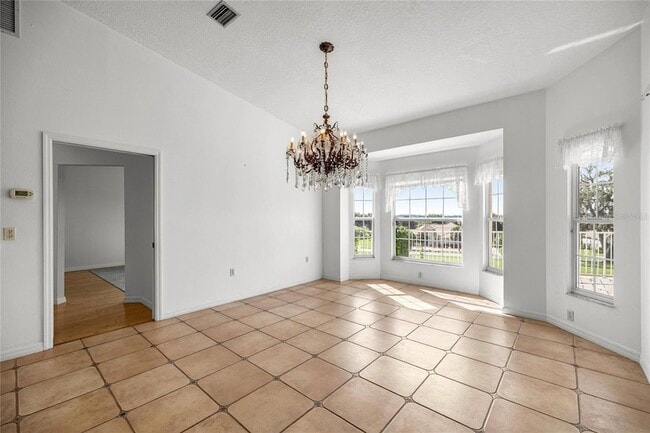 Building Photo - 482 W Fenway Dr