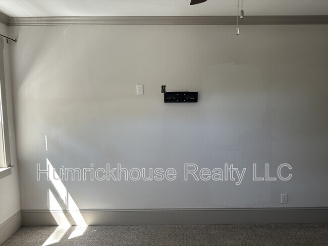 Building Photo - 2520 Greenland Ave