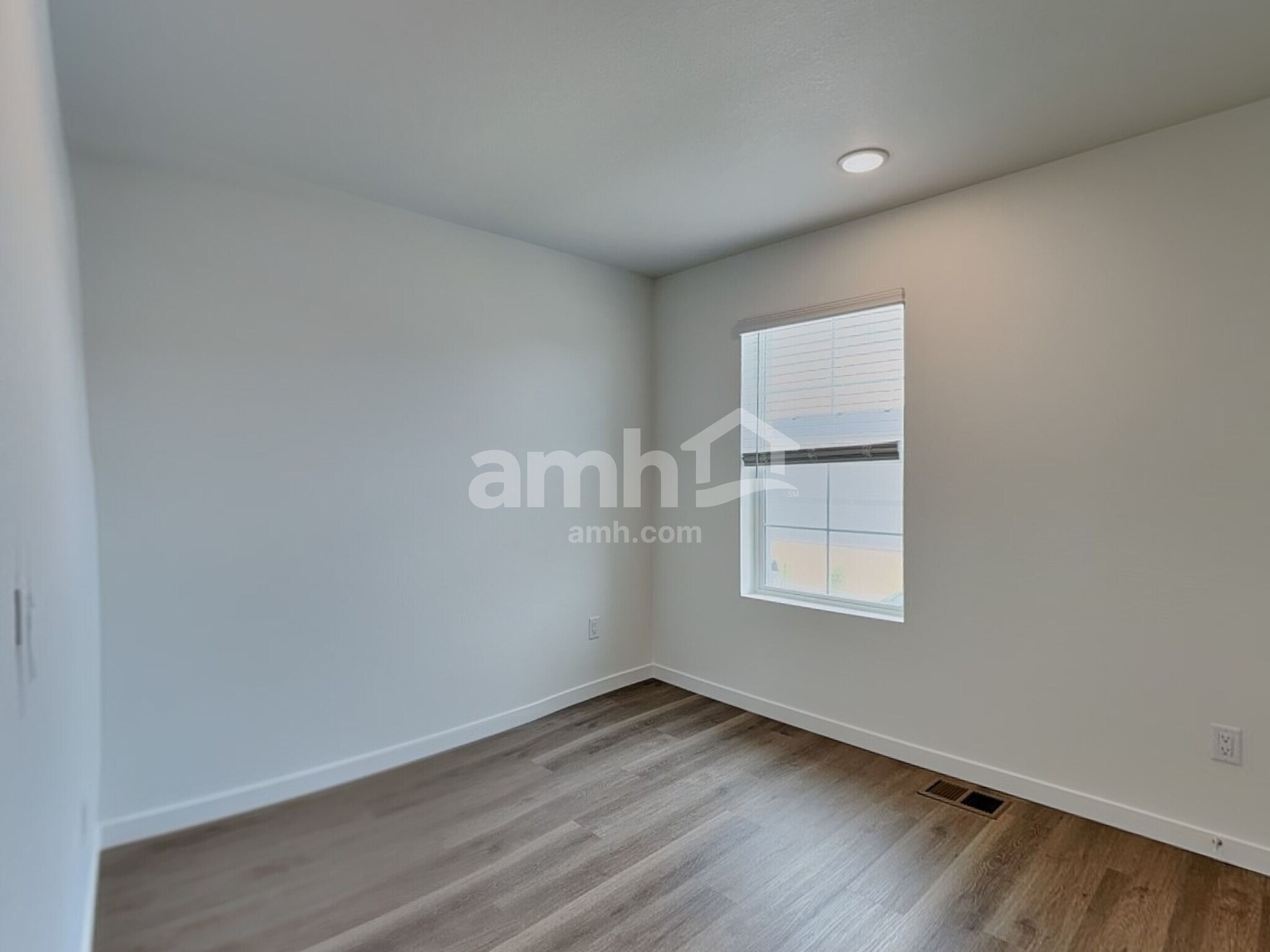 Building Photo - 23521 E 2nd Pl