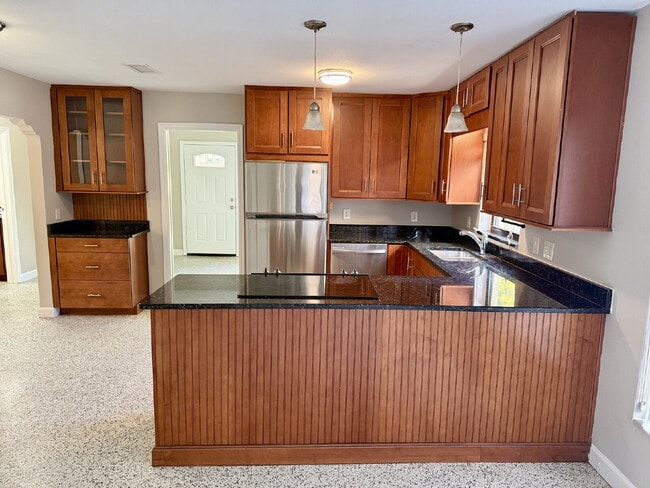 Building Photo - Single Family Home in South Tampa