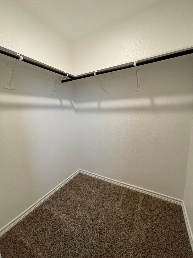 Building Photo - 7905 Schades Way