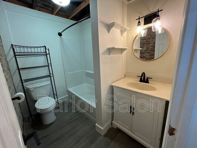 Building Photo - 2200 E Main St