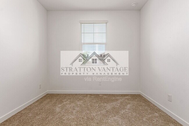 Building Photo - 36595 W Mediterranean Way