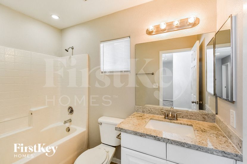 Building Photo - 1781 Molly Meadows St