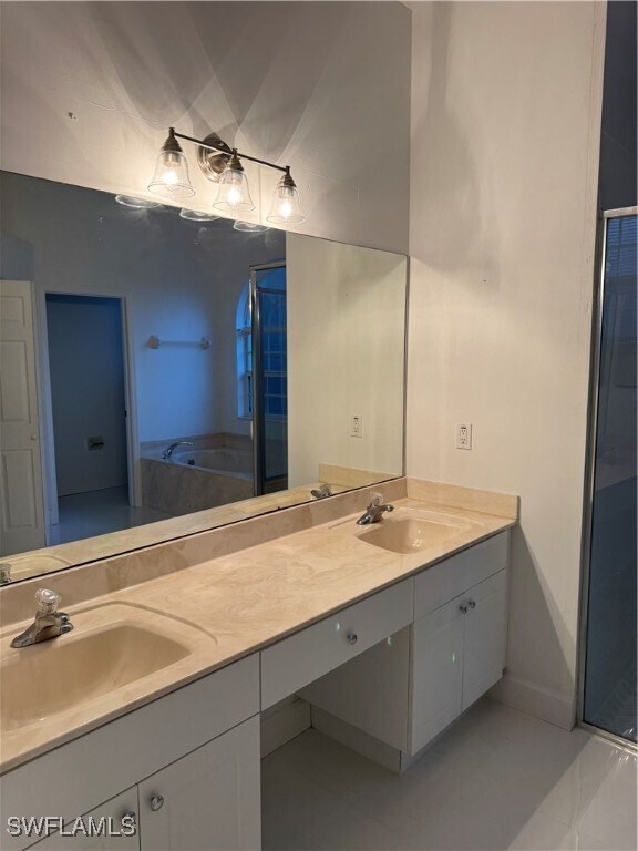 Building Photo - 871 Desoto Blvd S