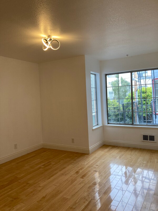 Building Photo - 1756 Filbert St