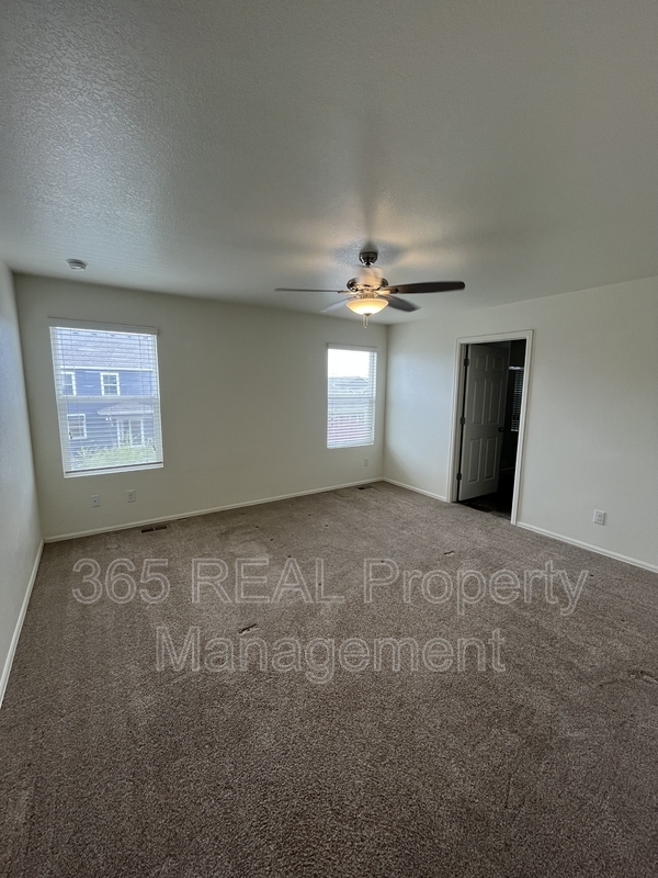 Building Photo - 1551 Highfield Dr