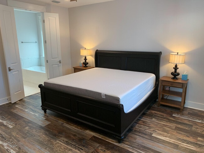 Building Photo - 741 Breakers Street