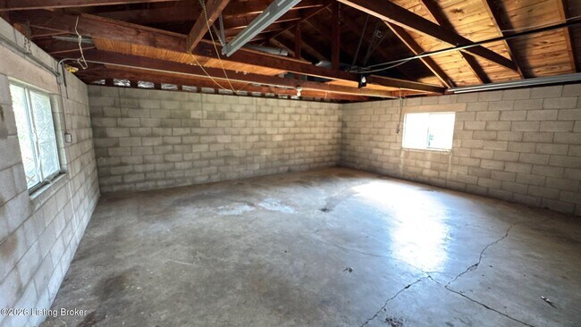 Building Photo - 7201 Gerber Ave