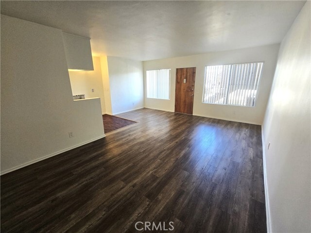 Building Photo - 401 W Wilson Ave