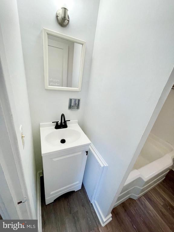 Building Photo - 26 N Zinns Mill Rd