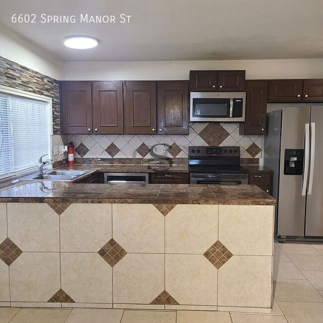 Building Photo - 6602 Spring Manor St