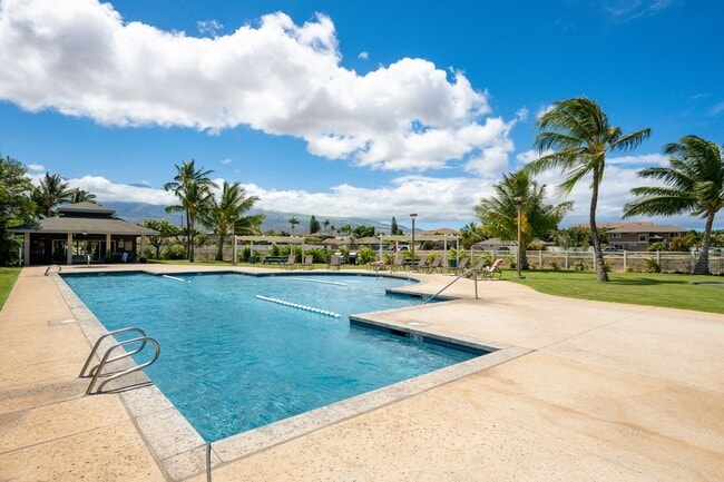 Building Photo - Villas at Kenolio Furnished Two Bedroom Tw...