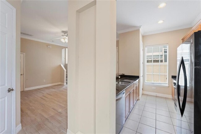 Building Photo - 1008 Edison Park Ct