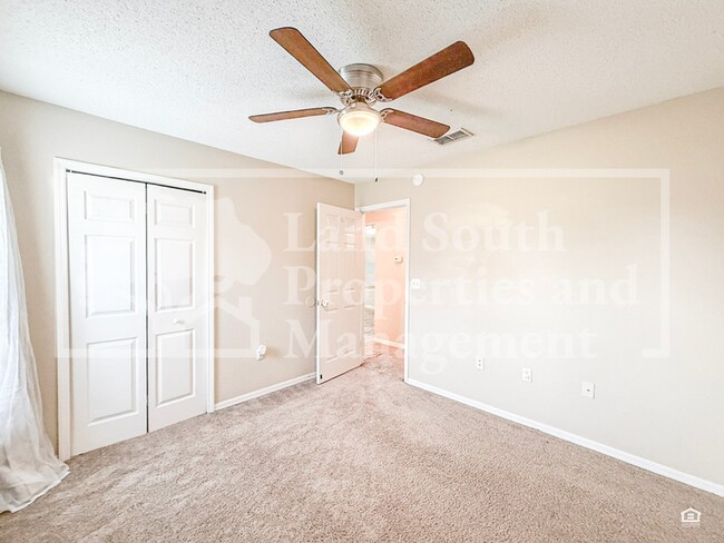 Building Photo - 683 Jessanda Cir