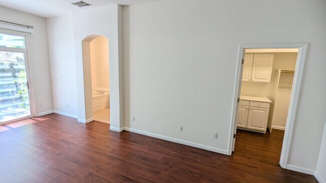 Building Photo - 2012 Carignan Way