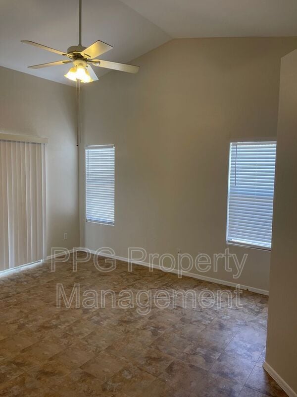 Building Photo - 13597 W Desert Flower Dr
