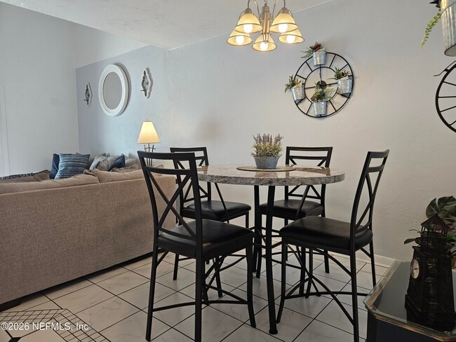 Building Photo - 4302 Seagate Ln N