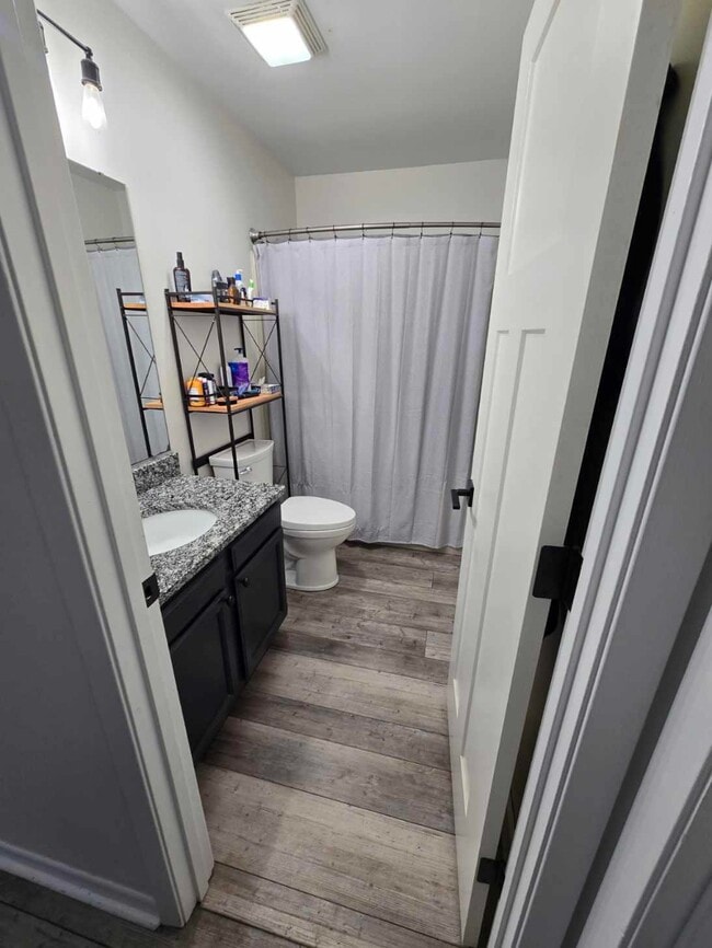 Building Photo - 2344 E Textile Rd