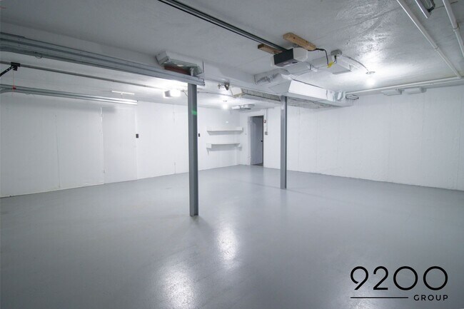 Building Photo - 7240 Balson Ave