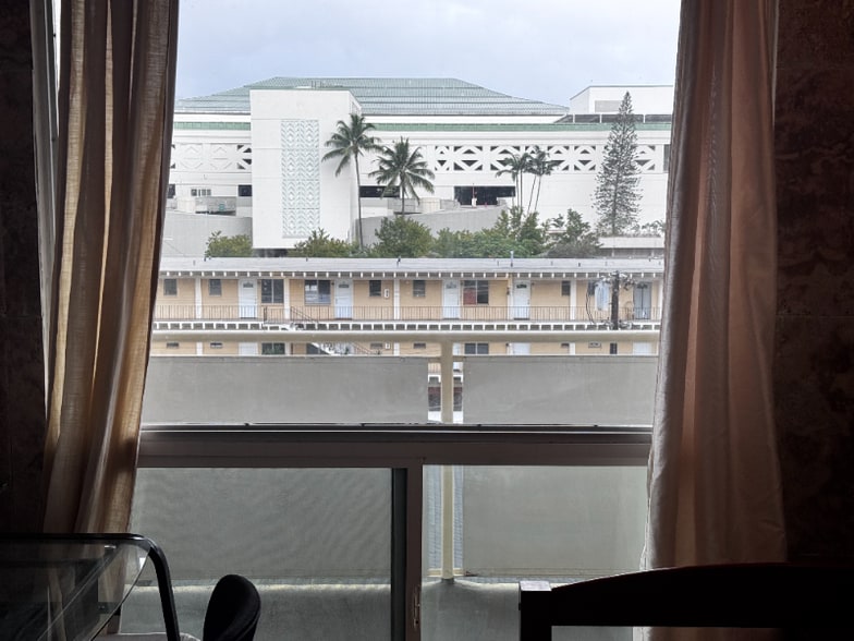 Building Photo - 419A Atkinson Dr