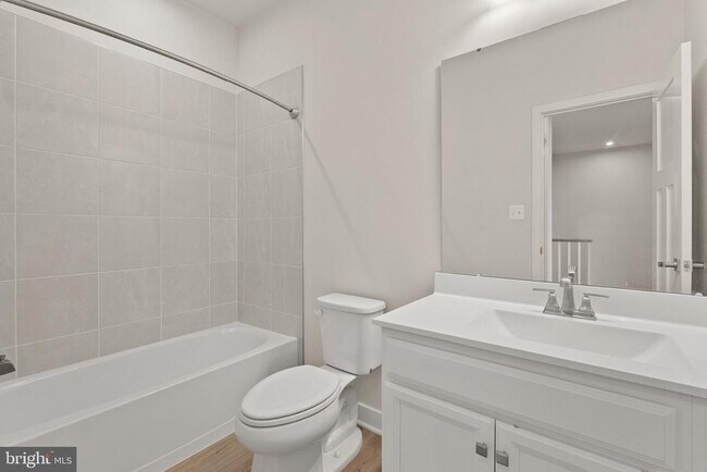 Building Photo - 5507 Greenpoint Ln