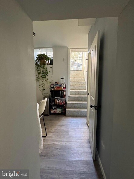 Building Photo - 316 Salaignac St